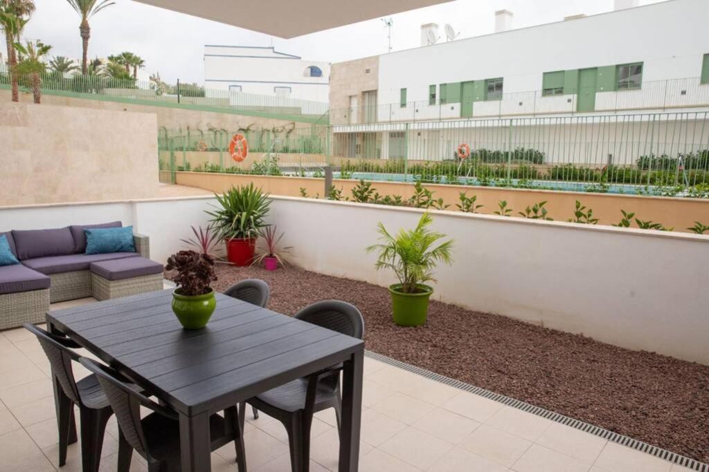 Apartment Rosa - Brand New 2 Bedroom Apartment In Cantal Homes, Ventanicas, モハカル エクステリア 写真