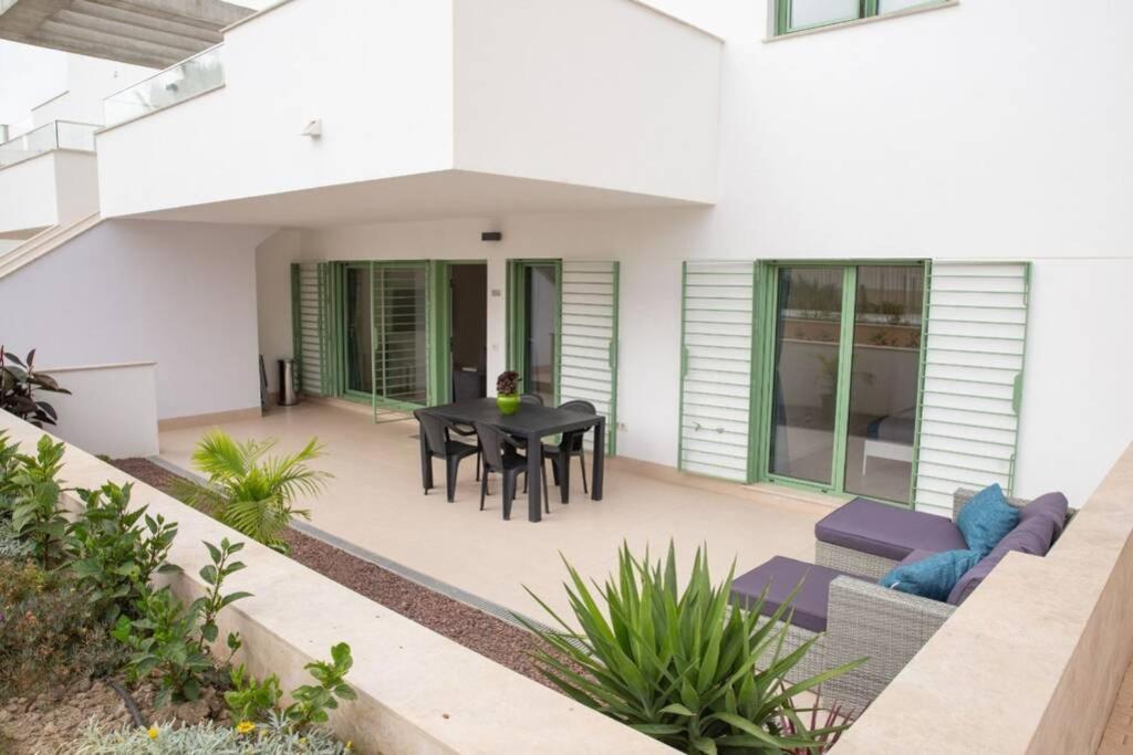 Apartment Rosa - Brand New 2 Bedroom Apartment In Cantal Homes, Ventanicas, モハカル エクステリア 写真